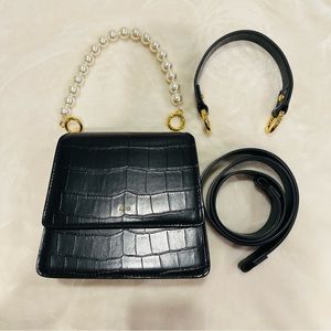 FEA Top Handle Crossbody Bag Black Croc with Anna Medium Faux Pearl Chain